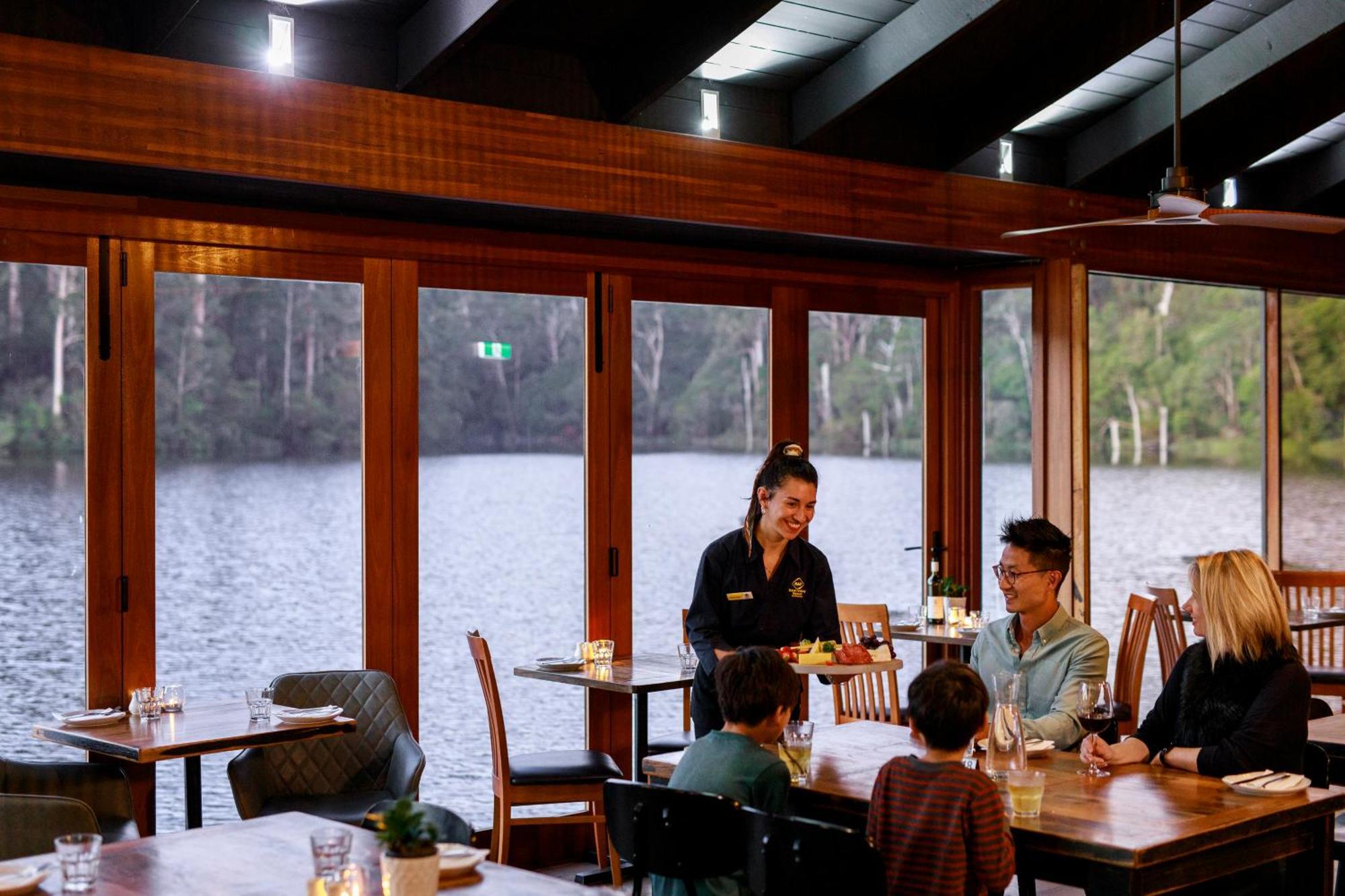 Rac Karri Valley Resort Пембертон Экстерьер фото