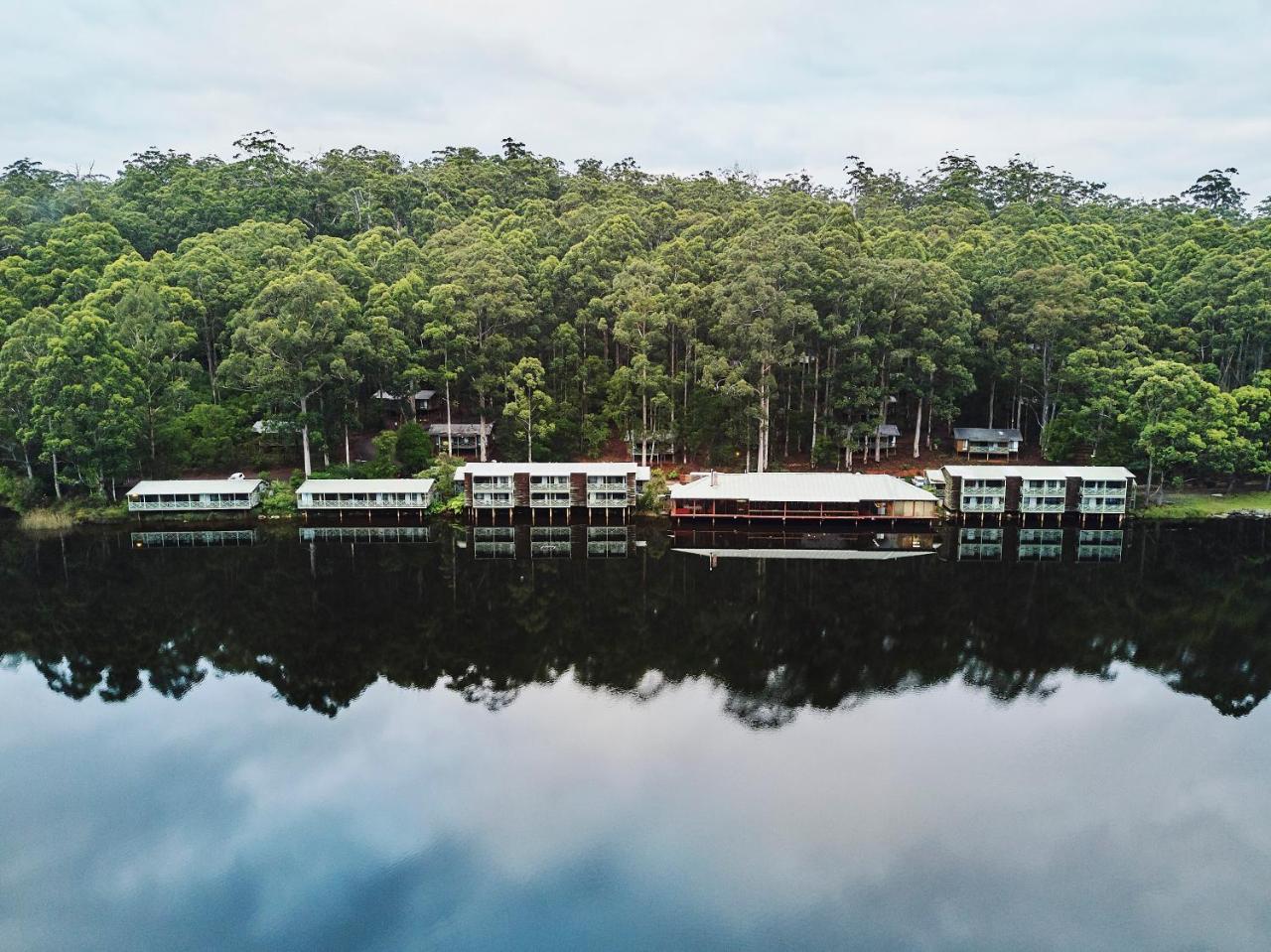 Rac Karri Valley Resort Пембертон Экстерьер фото